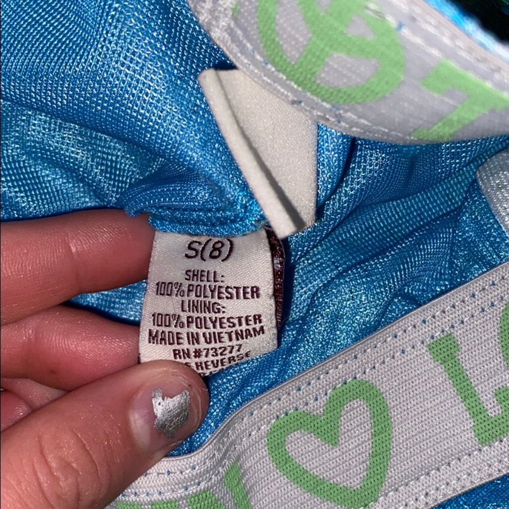 Size 8. Tie dye comfortable kids shorts!!